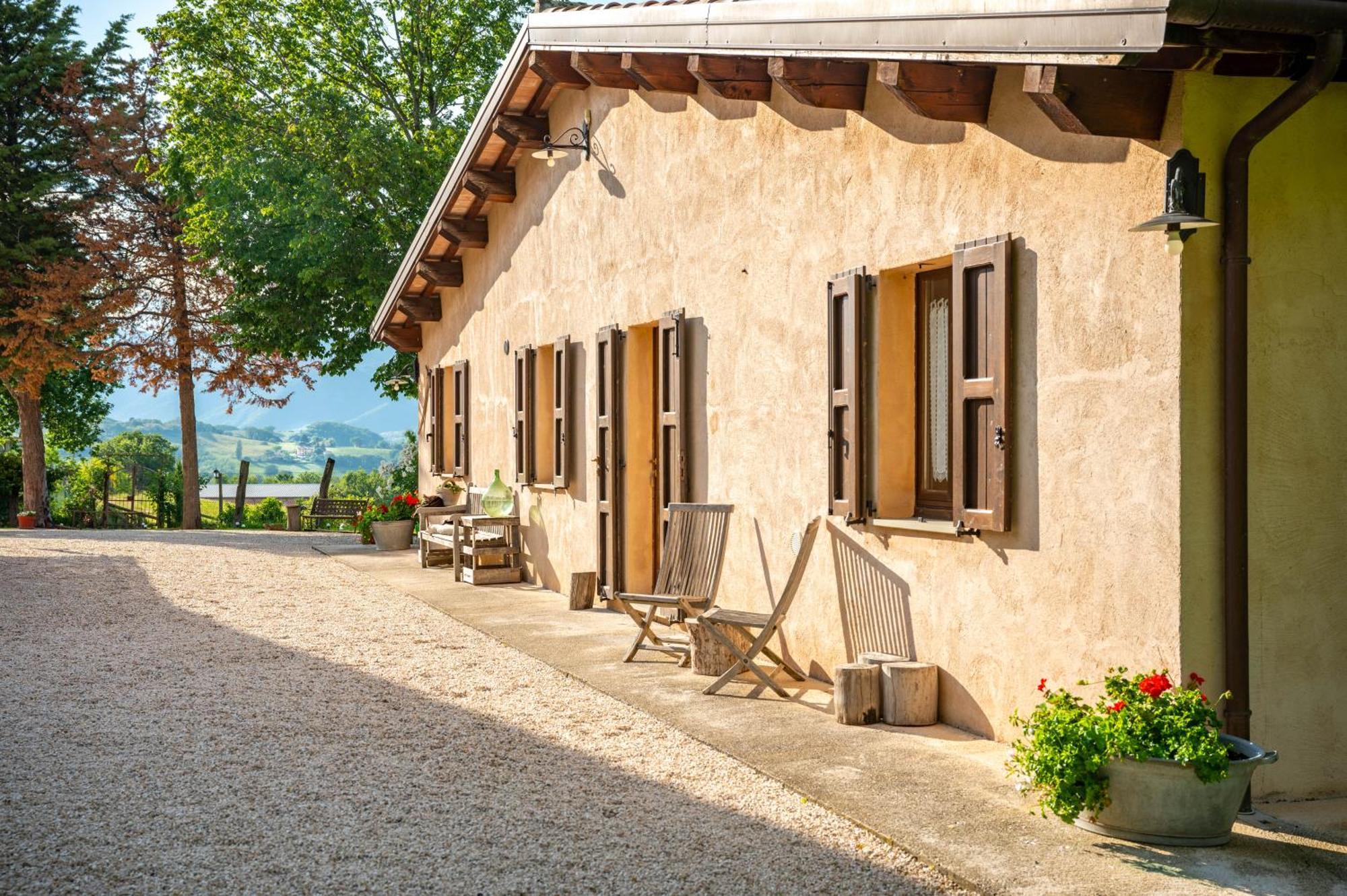 Agriturismo Il Castellaro Sassoferrato Zewnętrze zdjęcie